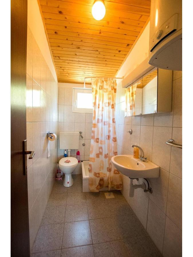 Apartments Velebit Starigrad Paklenica Rum bild